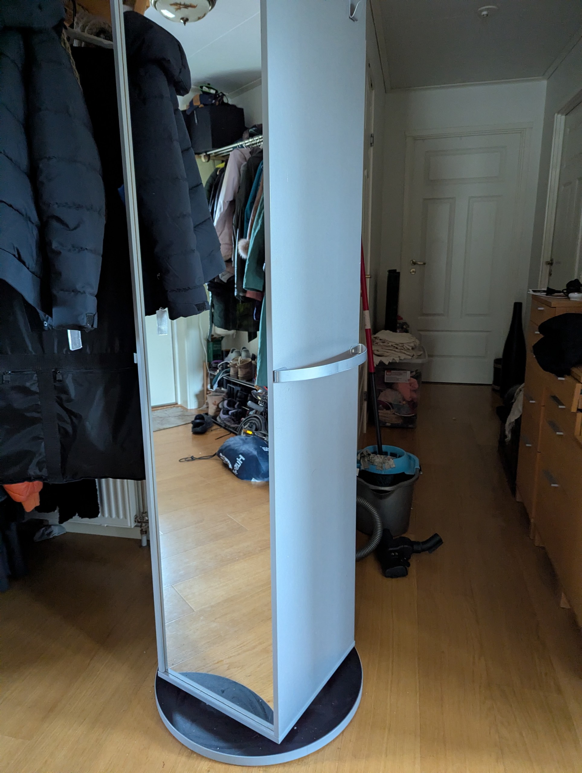 Seller photo