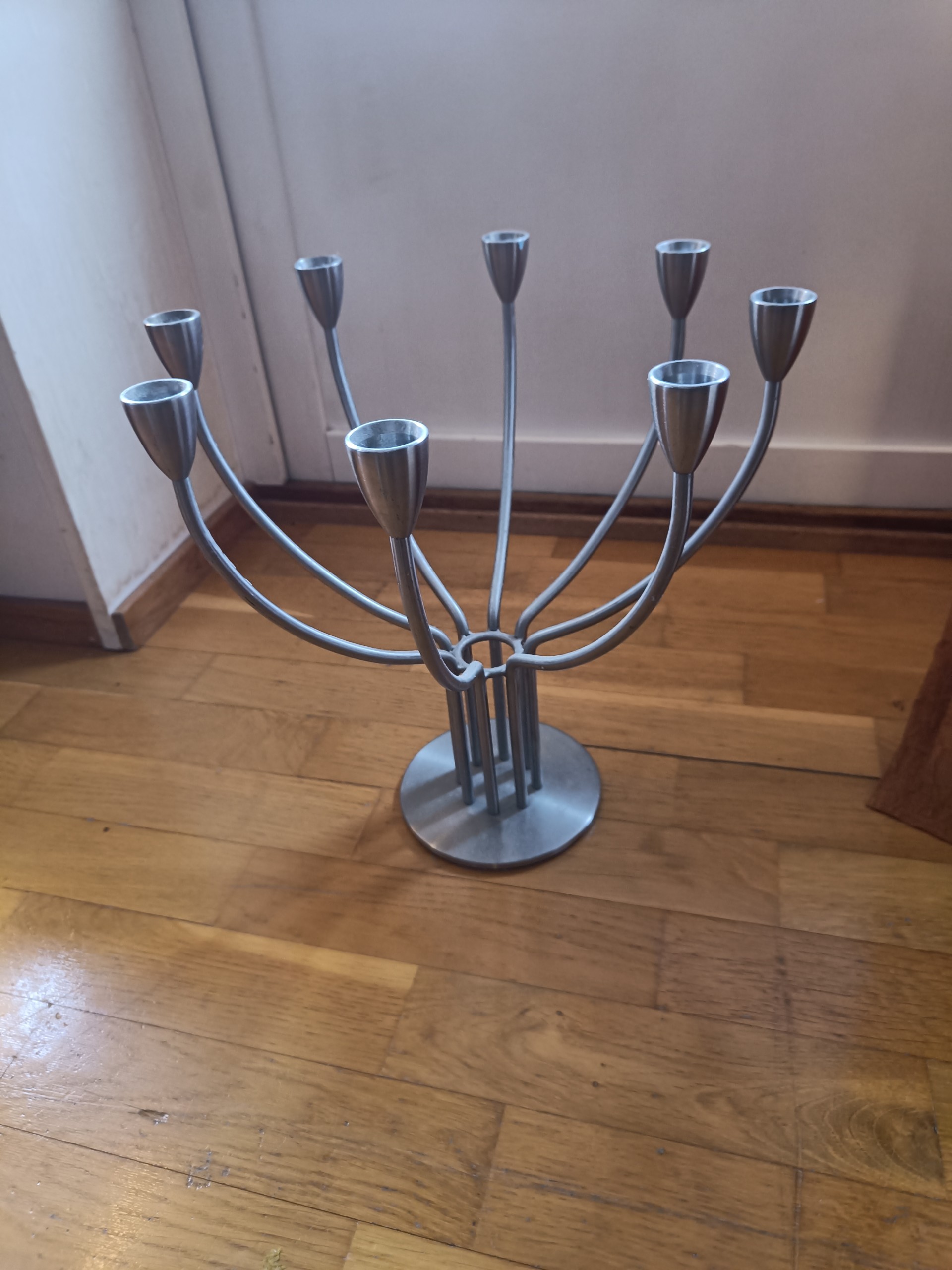 Seller photo
