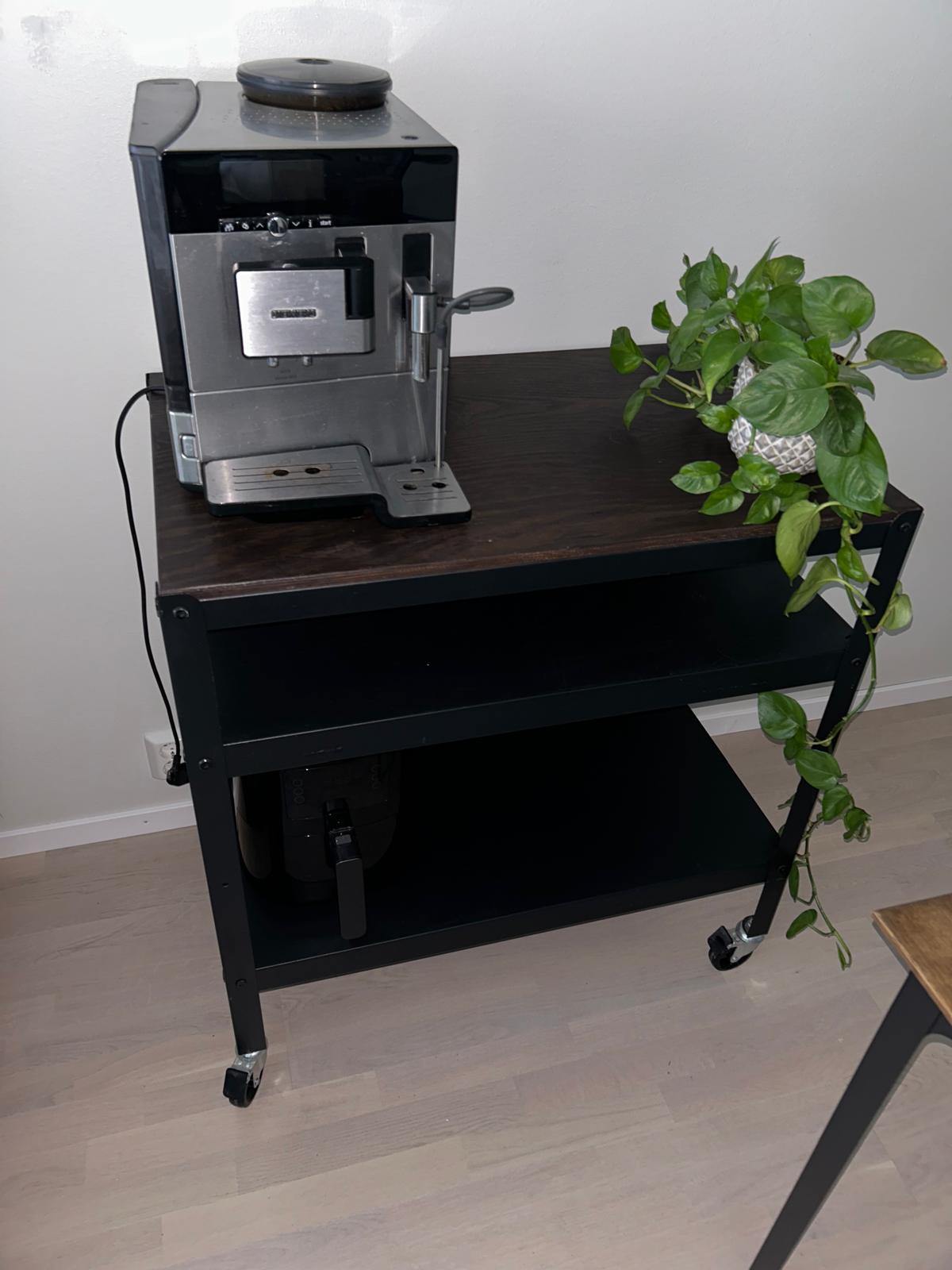 Seller photo