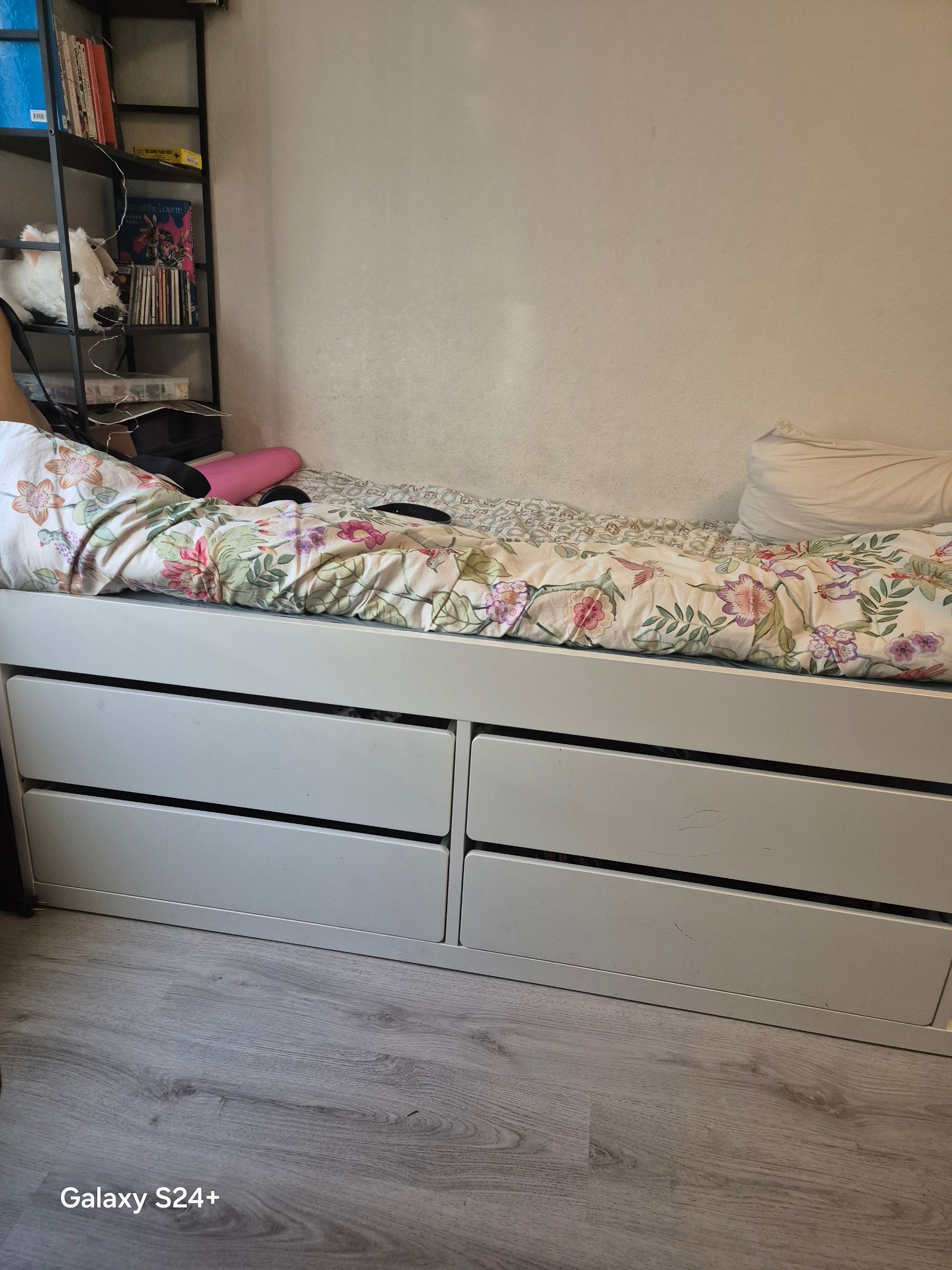 Seller photo
