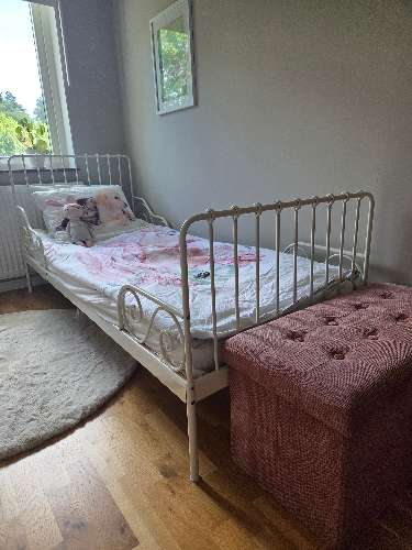 Seller photo