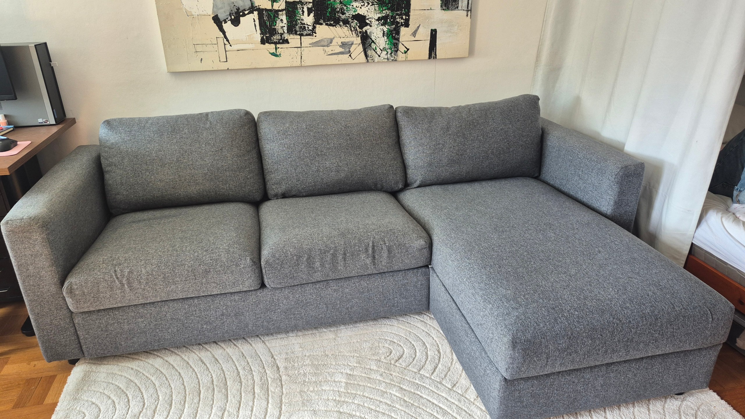 Seller photo