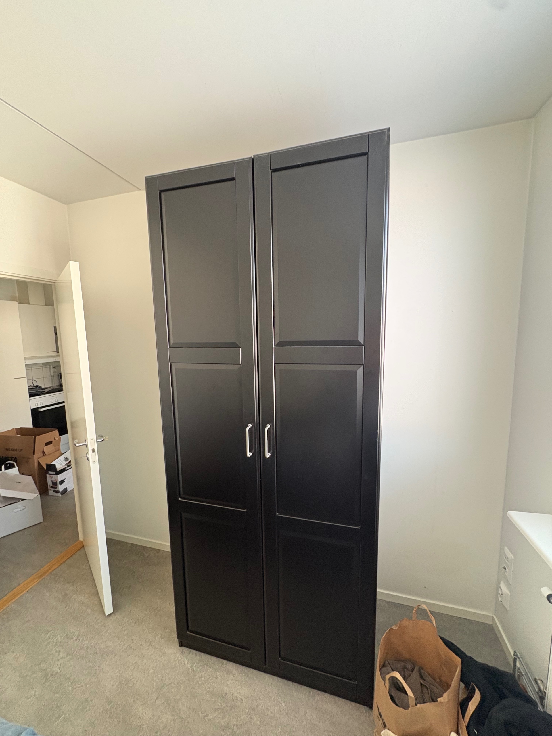 Seller photo