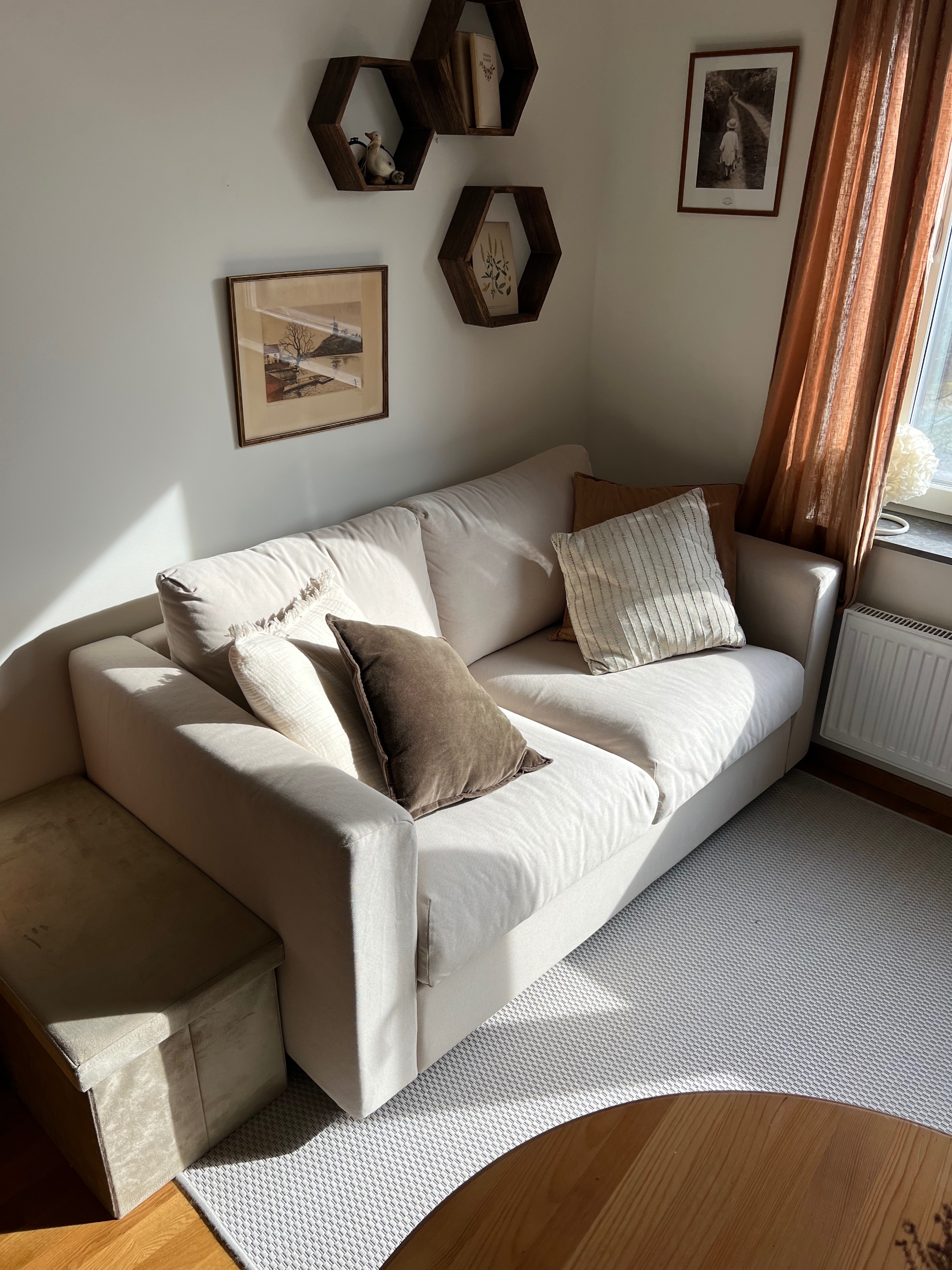 Seller photo