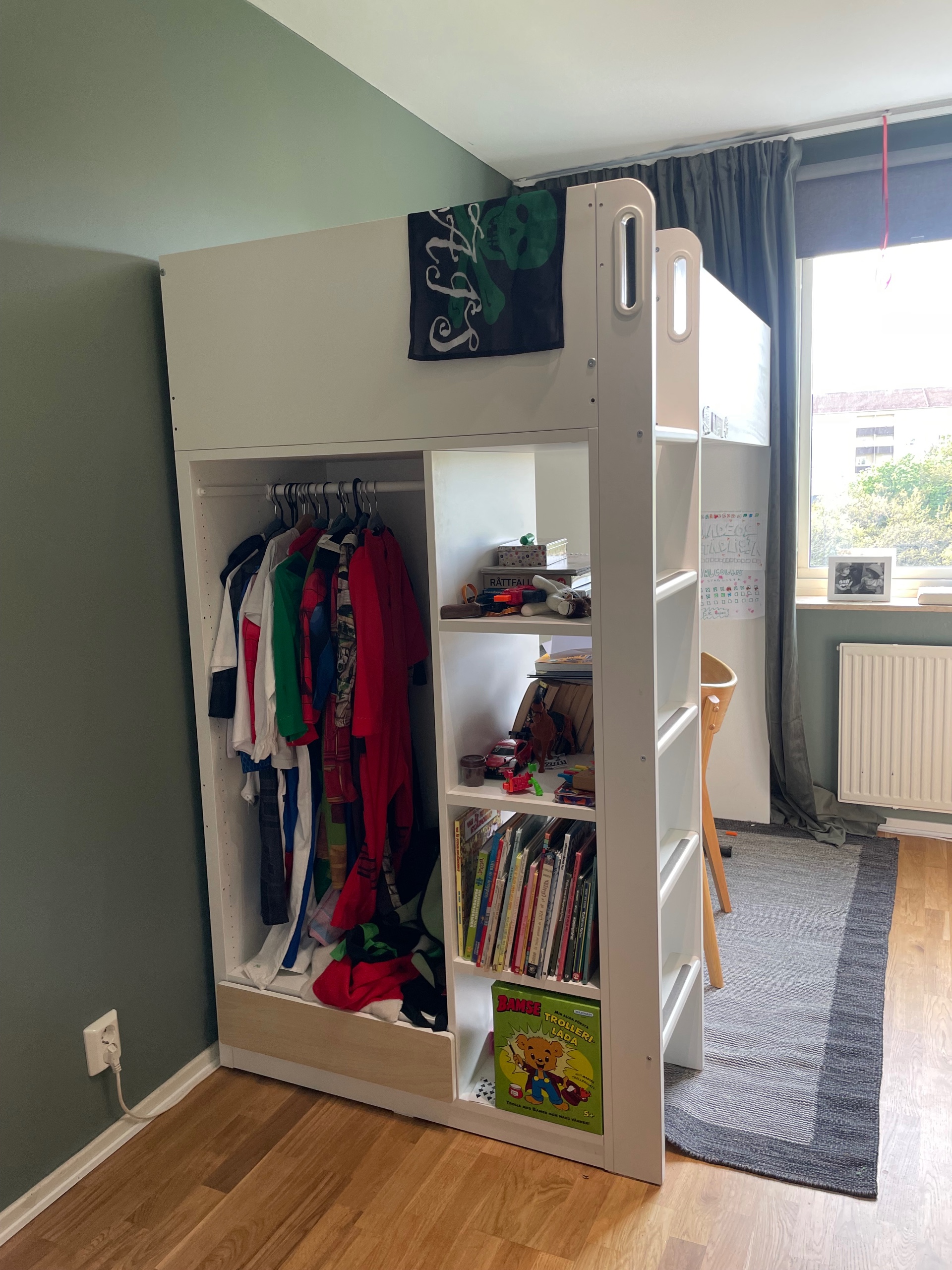 Seller photo