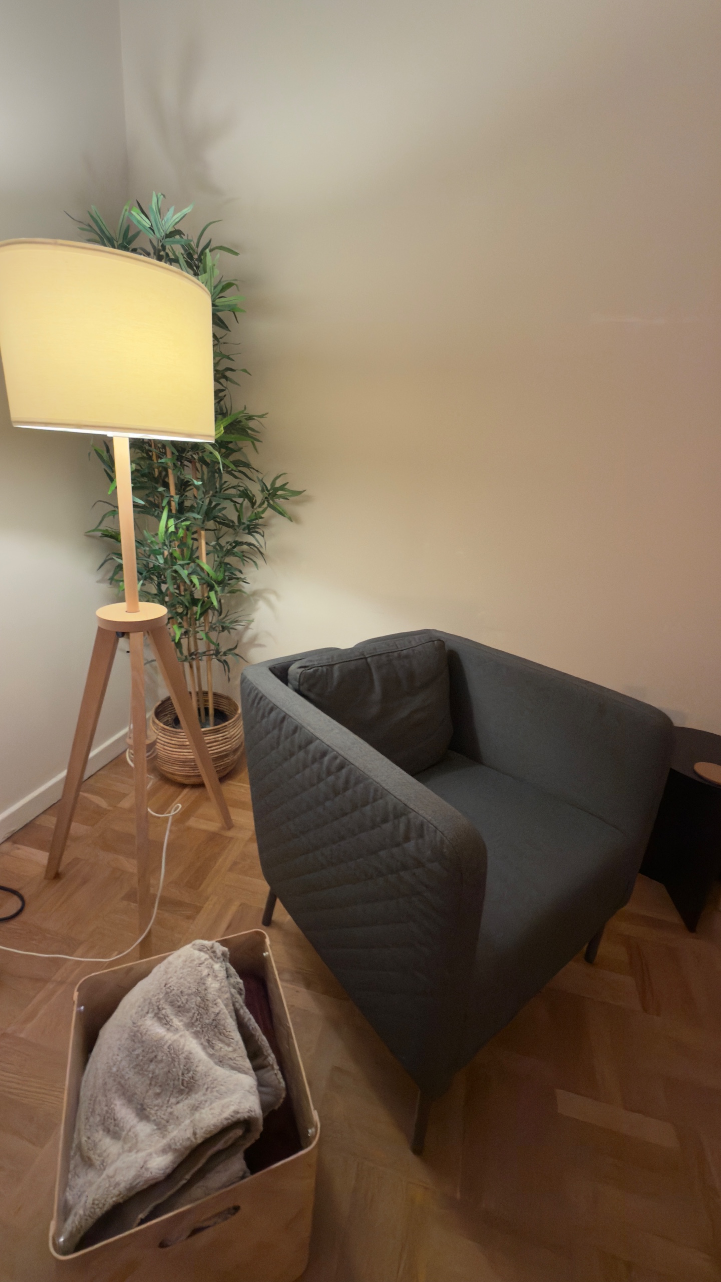 Seller photo