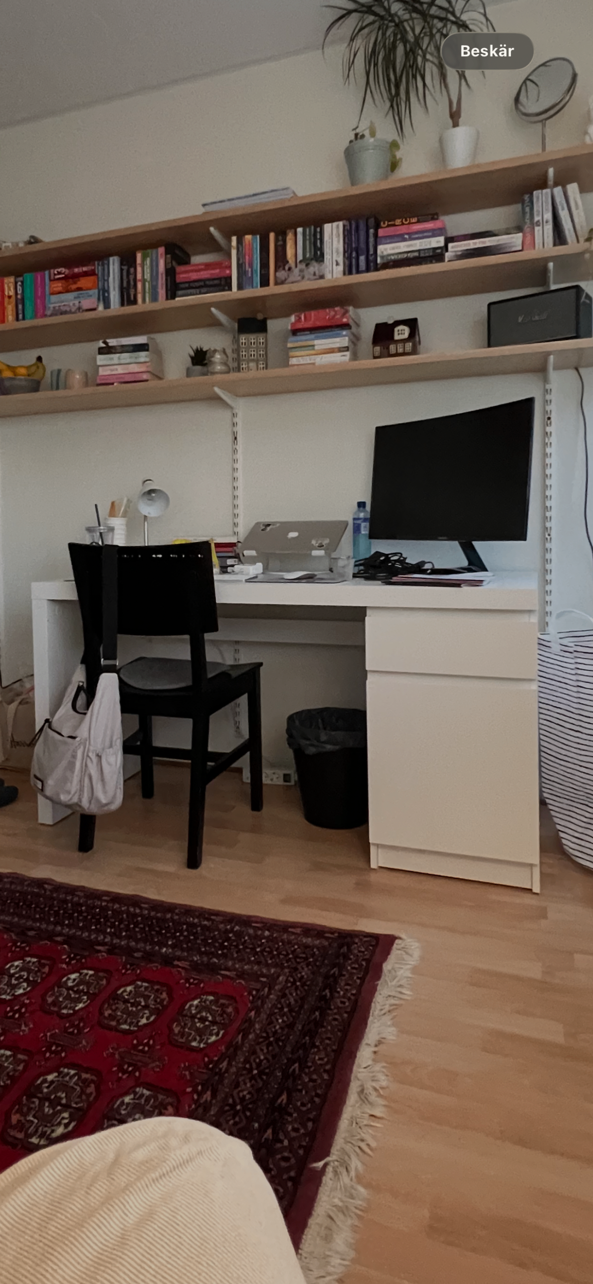 Seller photo