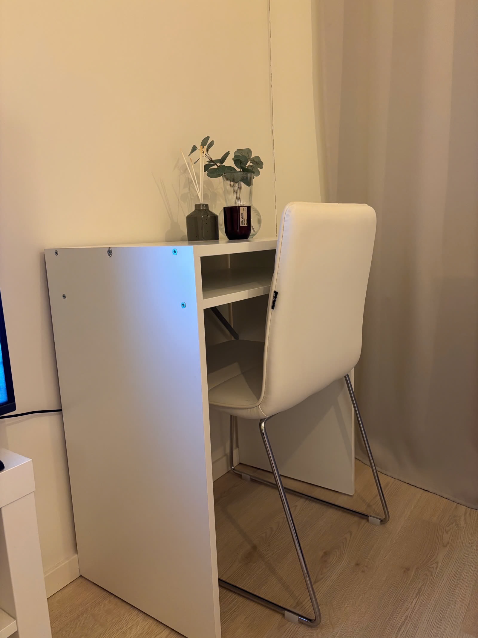 Seller photo