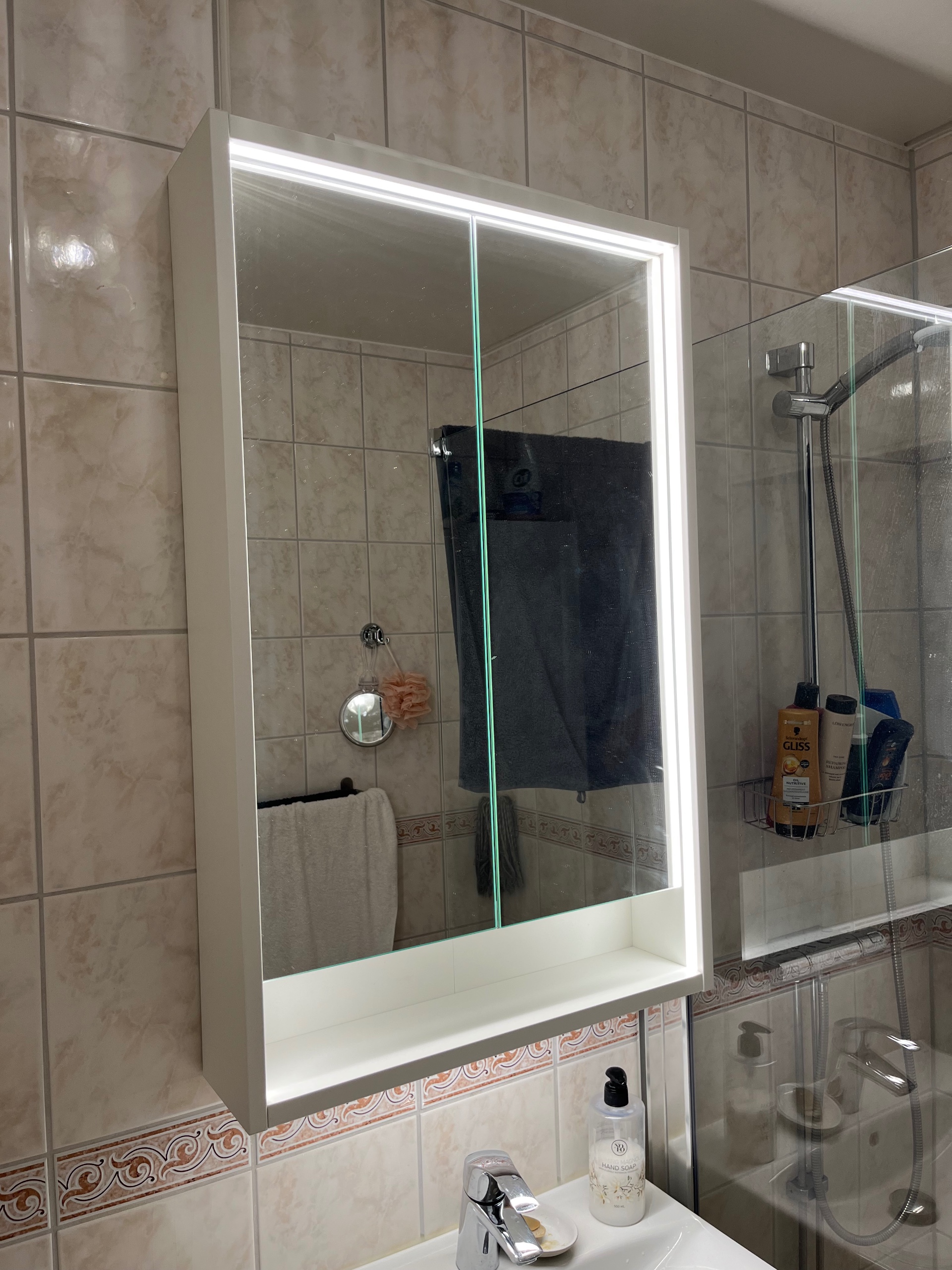 Seller photo