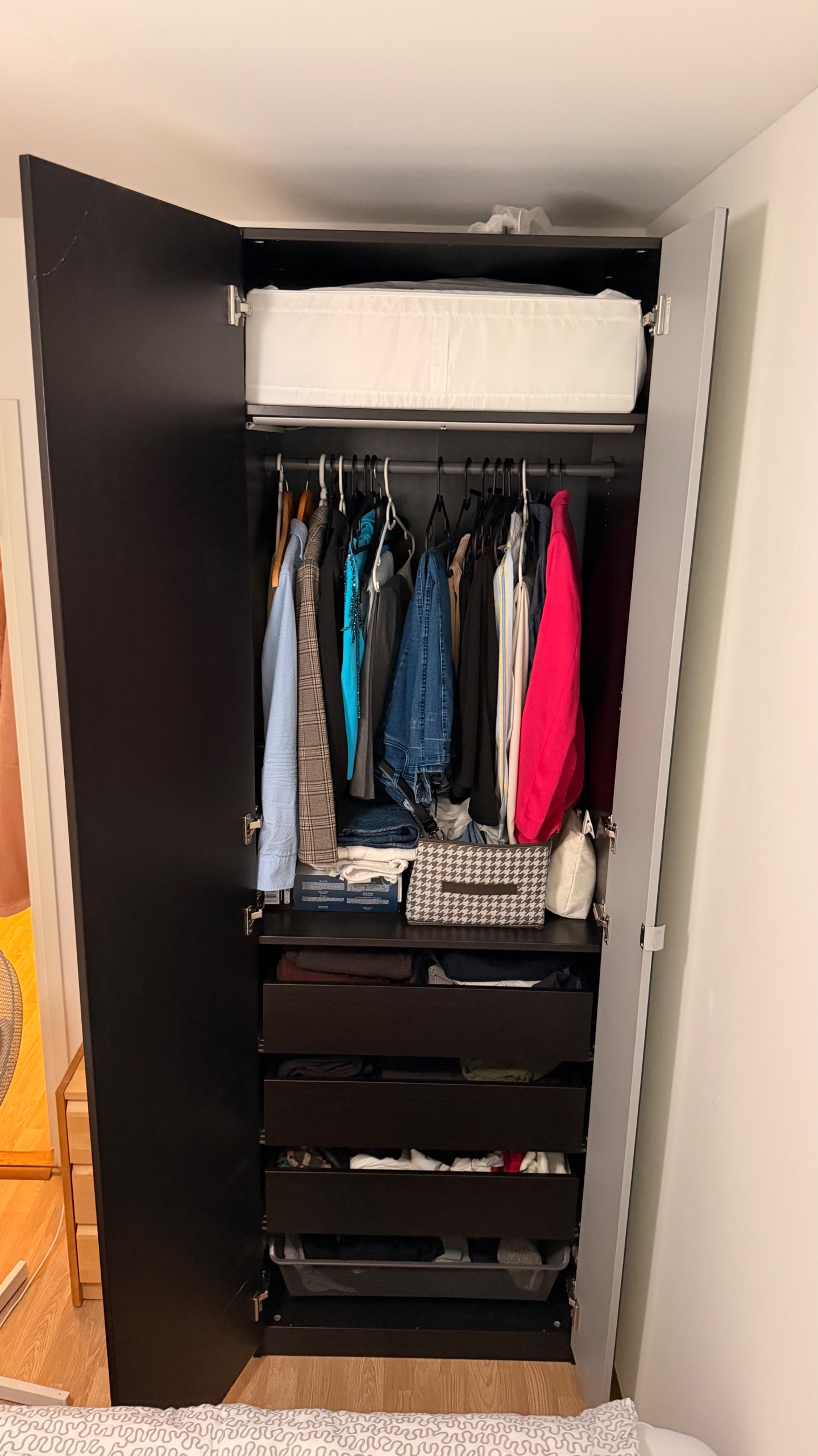 Seller photo