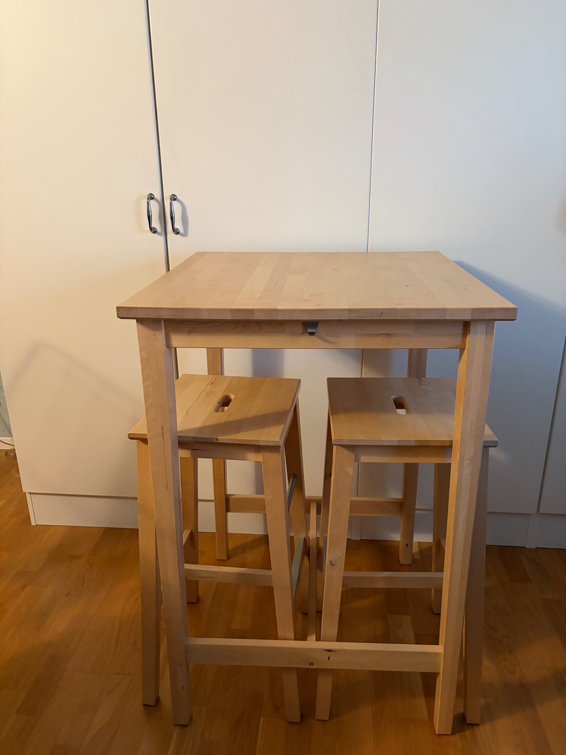 Seller photo