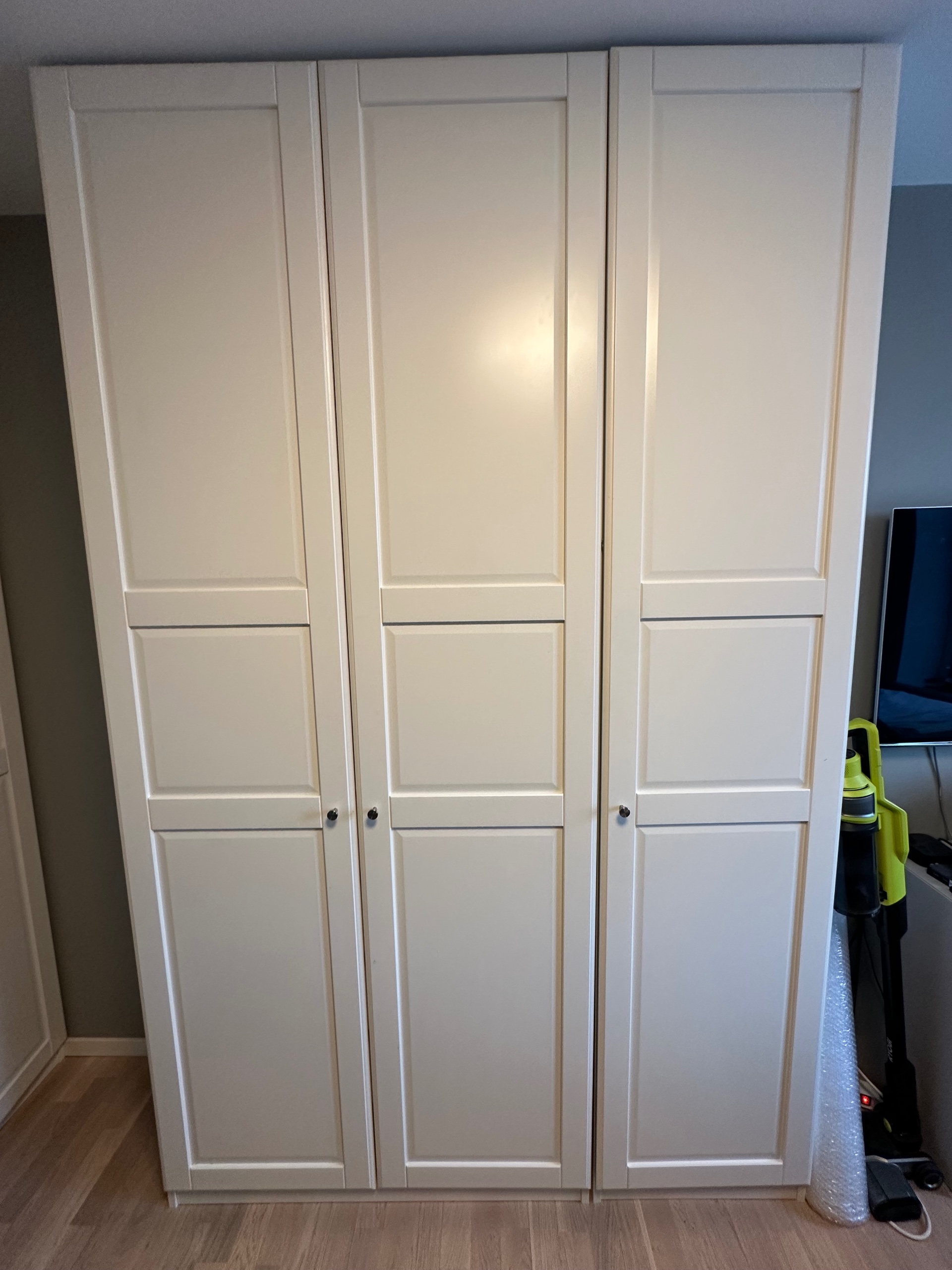 Seller photo