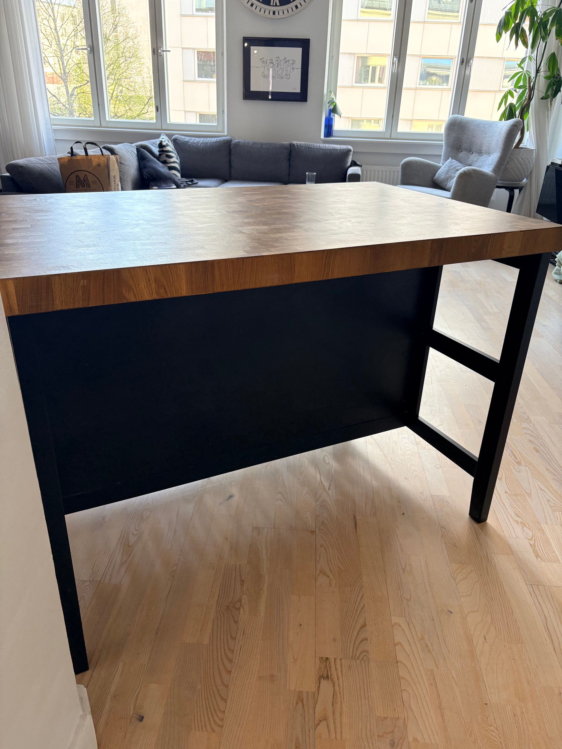 Seller photo