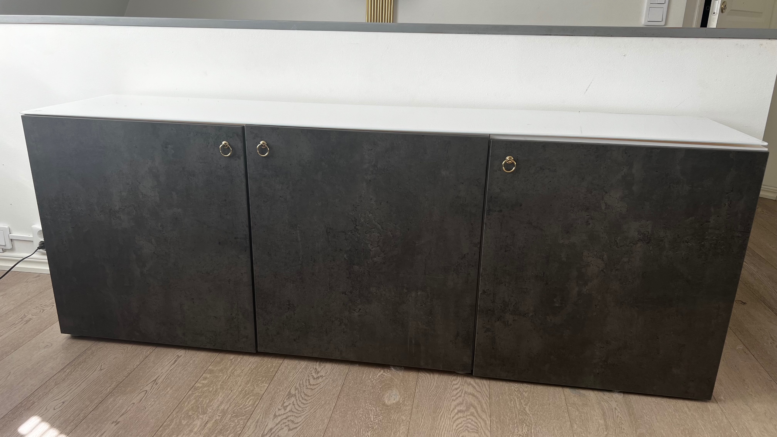 Seller photo