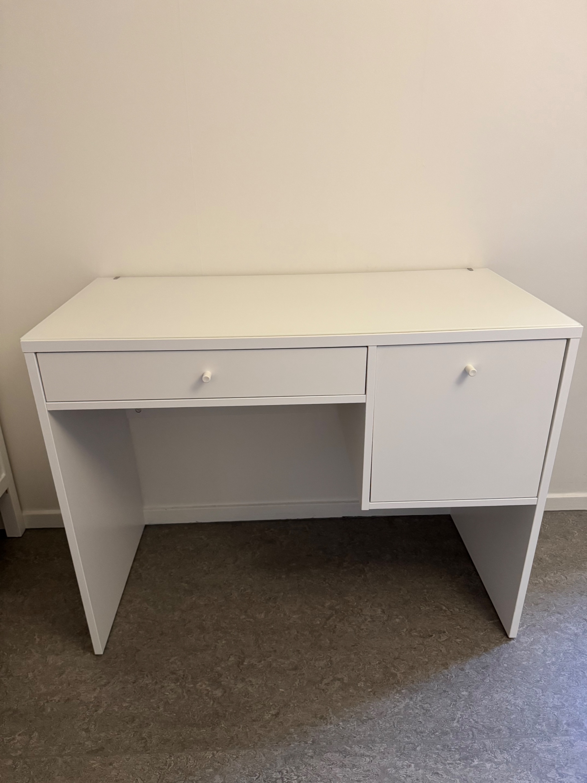 Seller photo