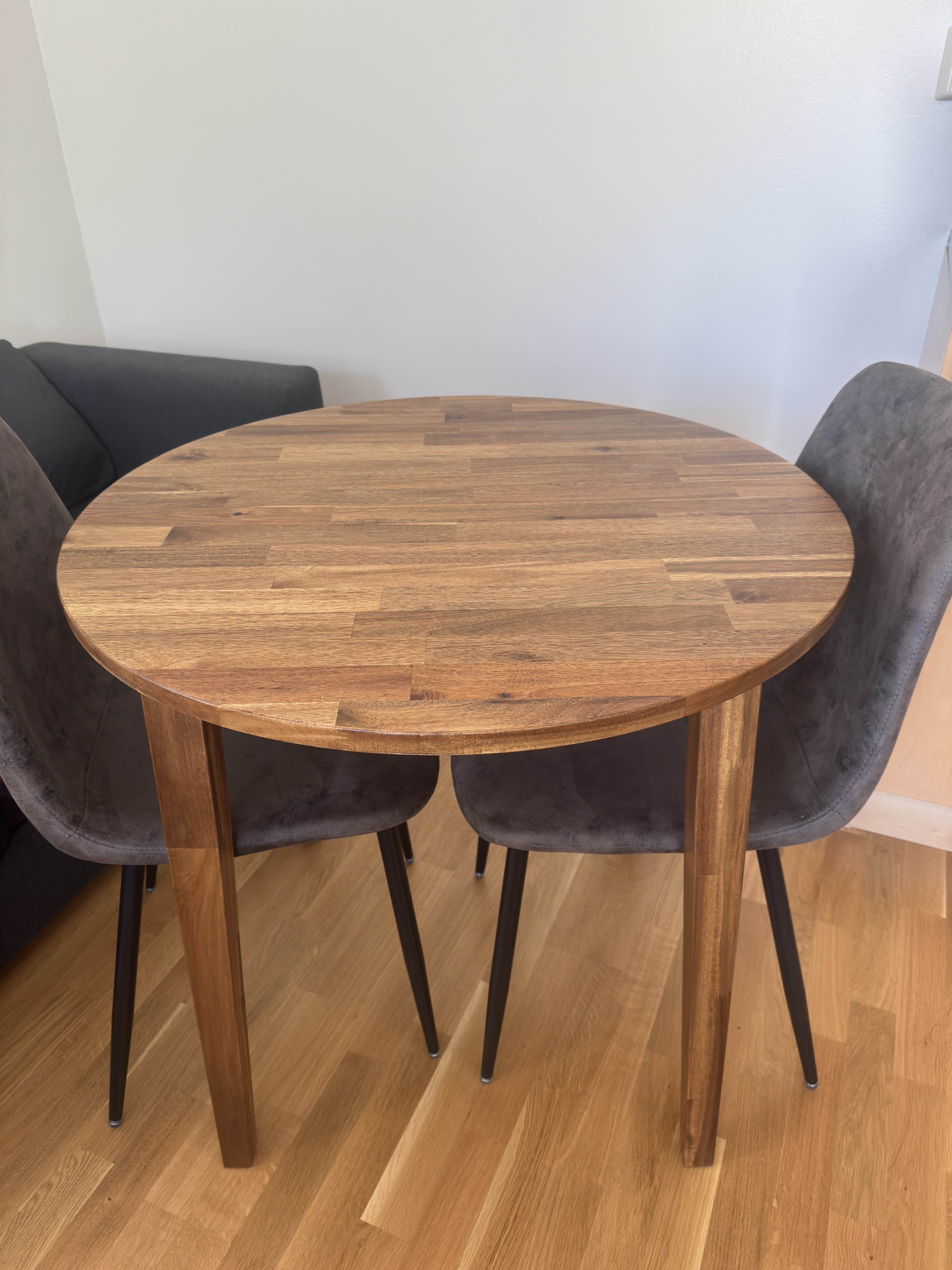 Seller photo