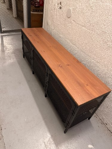Seller photo