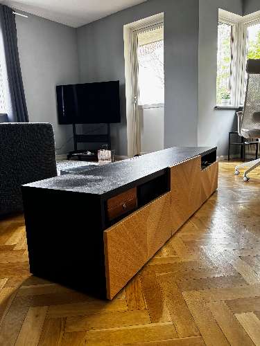 Seller photo