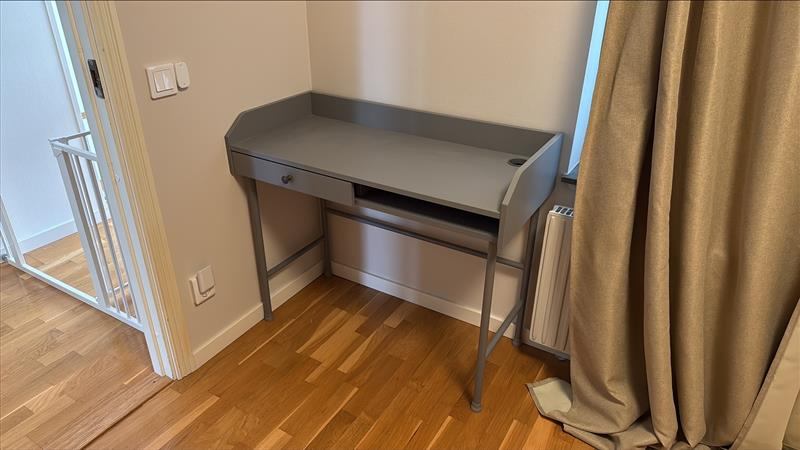Seller photo