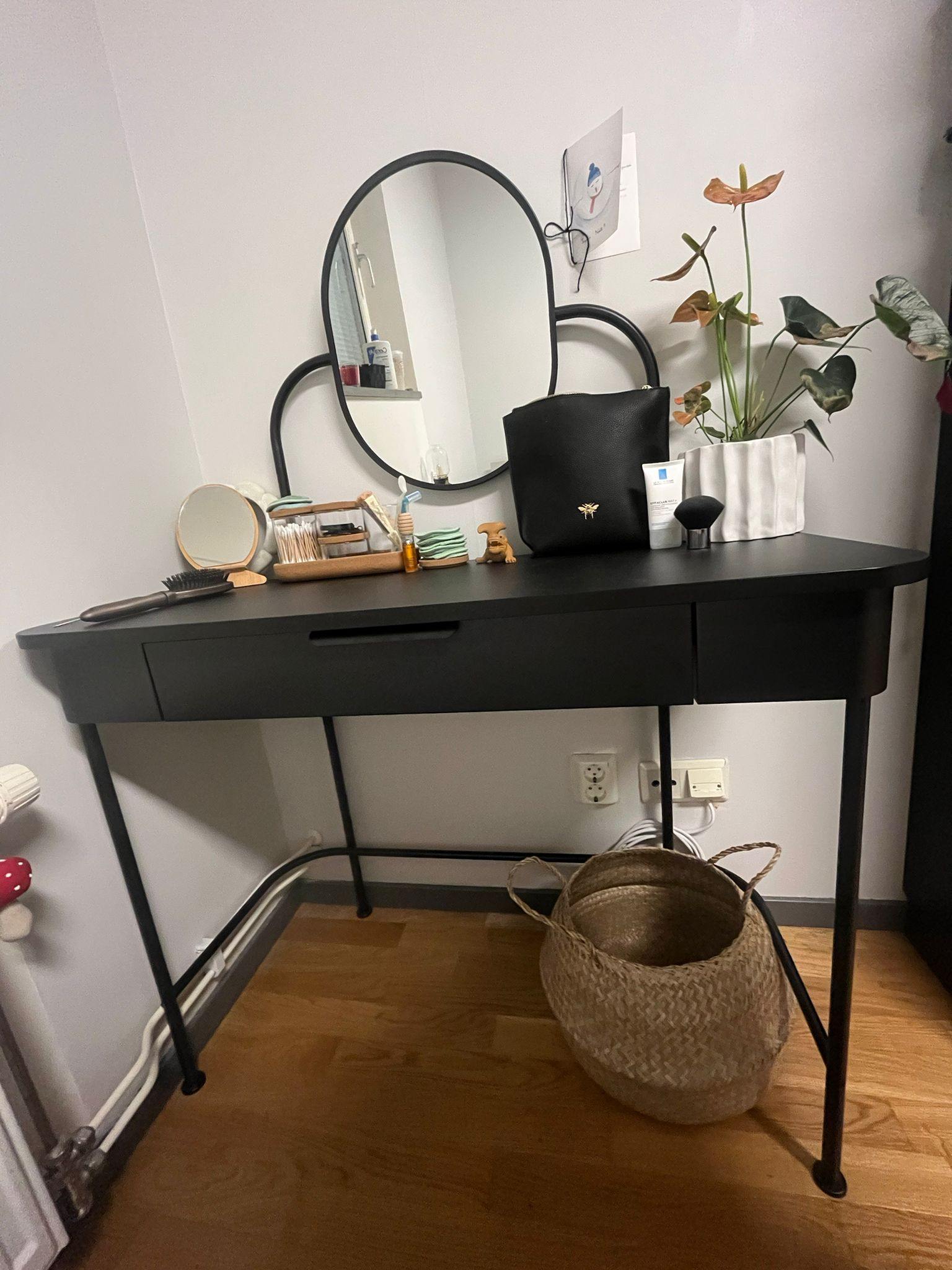 Seller photo