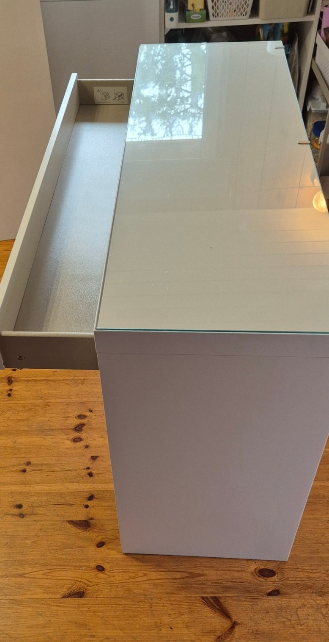 Seller photo