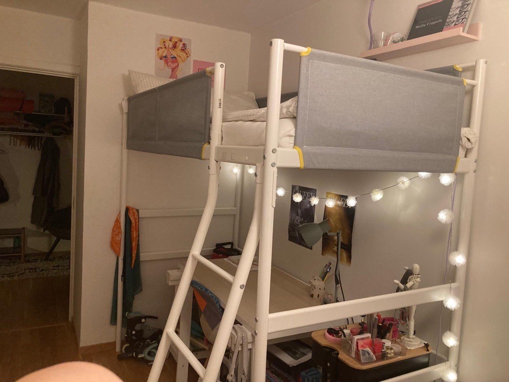 Seller photo