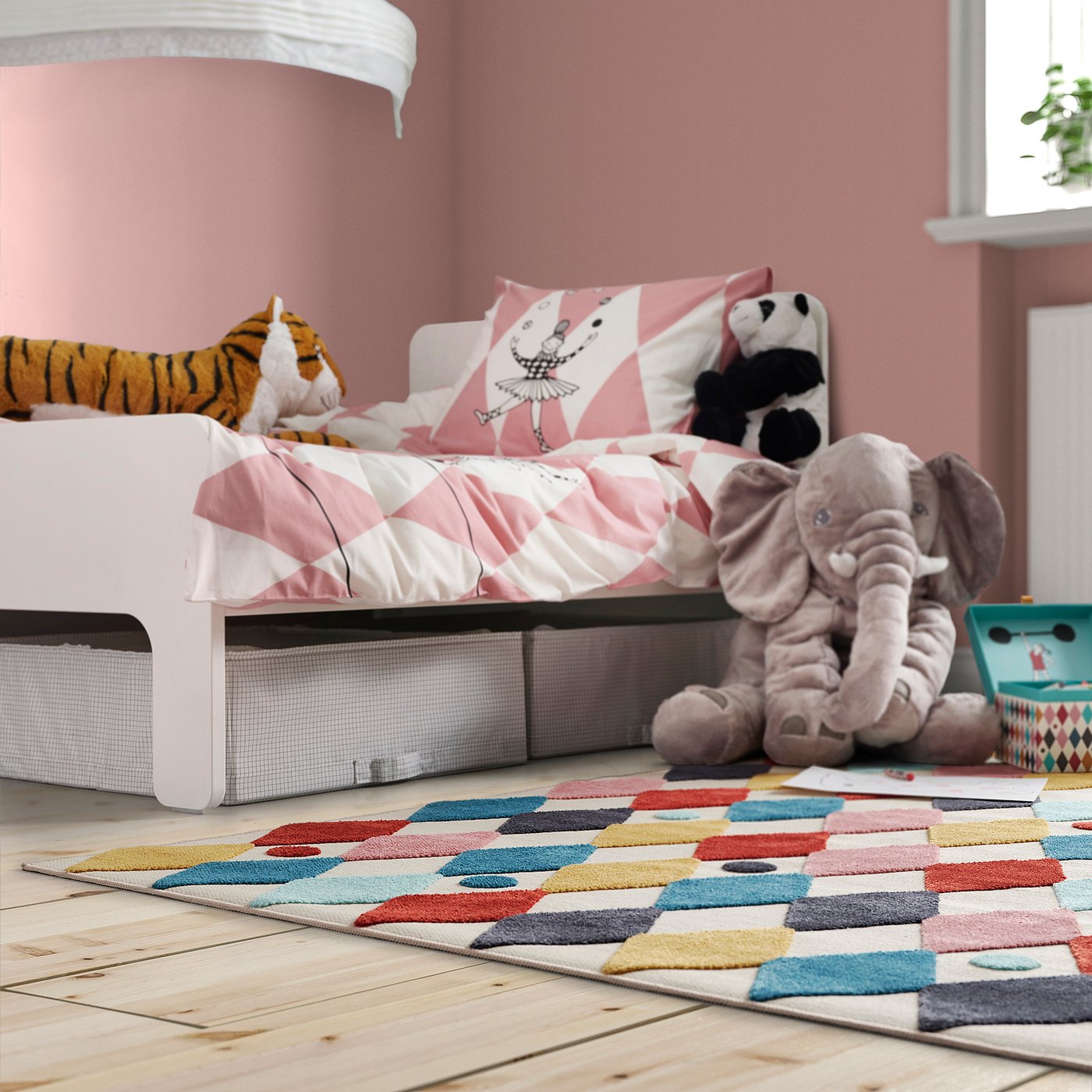 IKEA catalogue photo