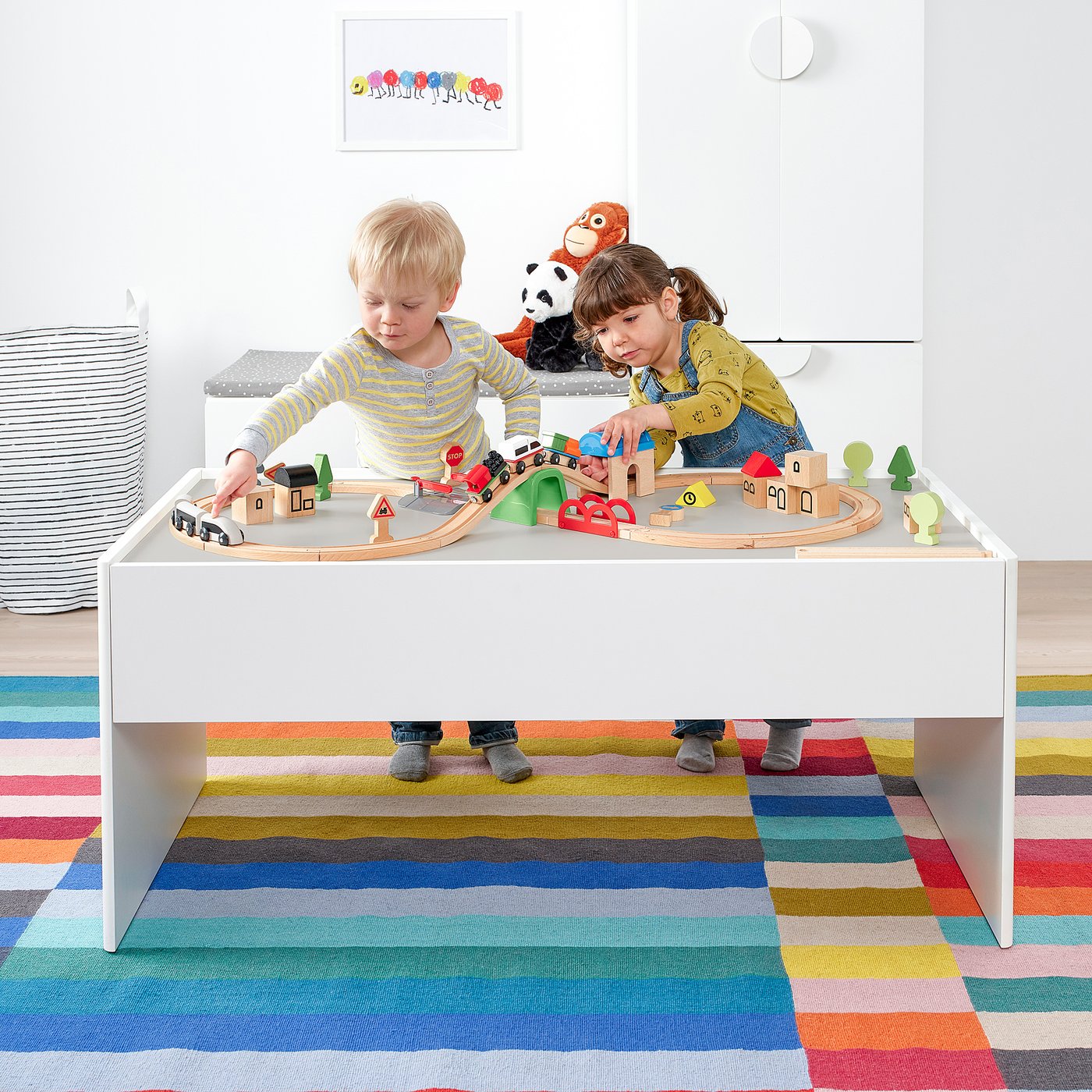 IKEA catalogue photo
