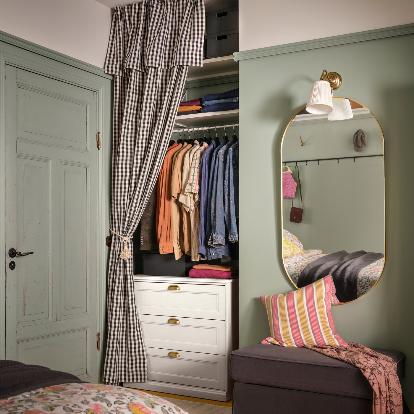 IKEA catalogue photo