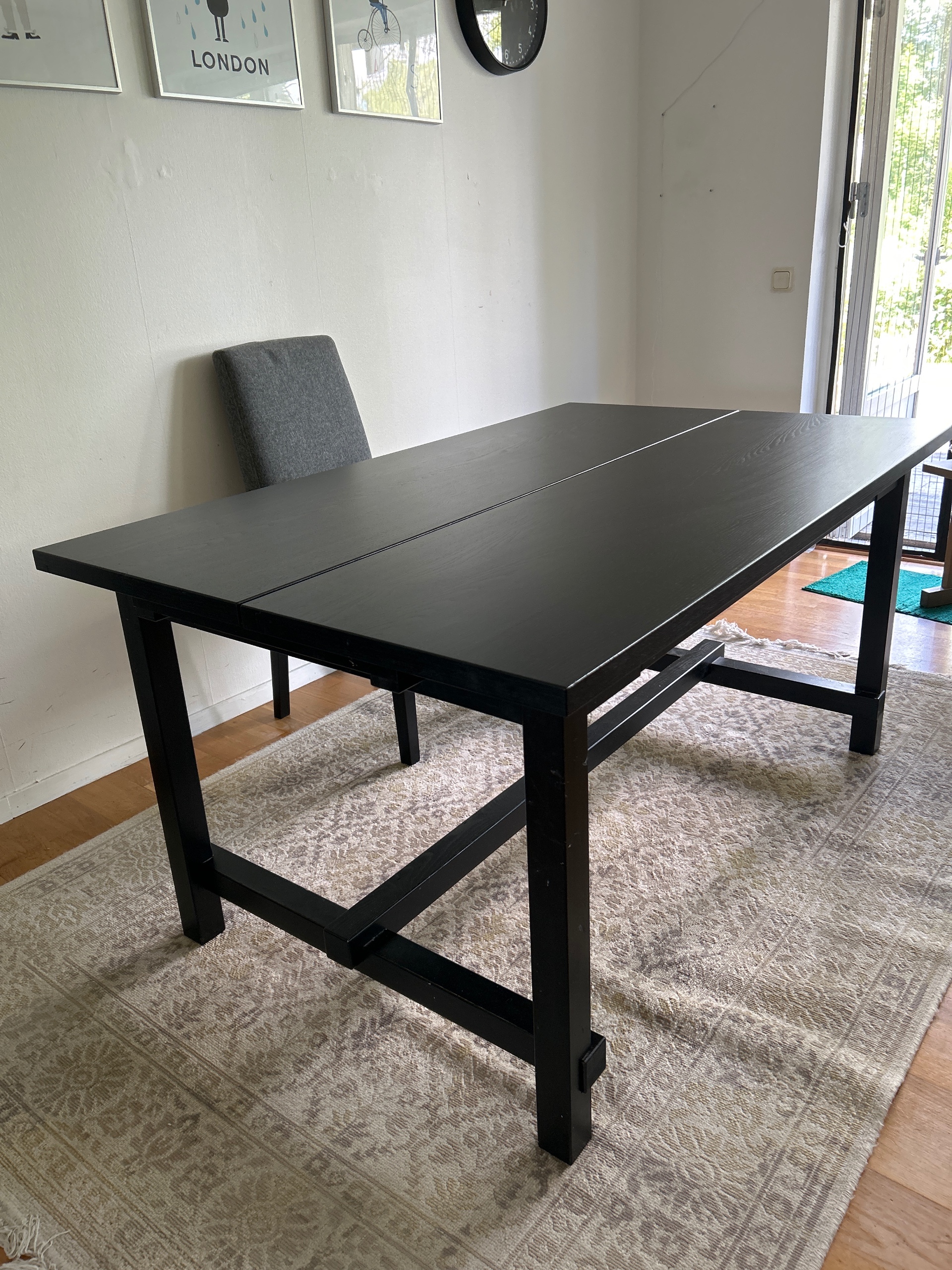 Seller photo