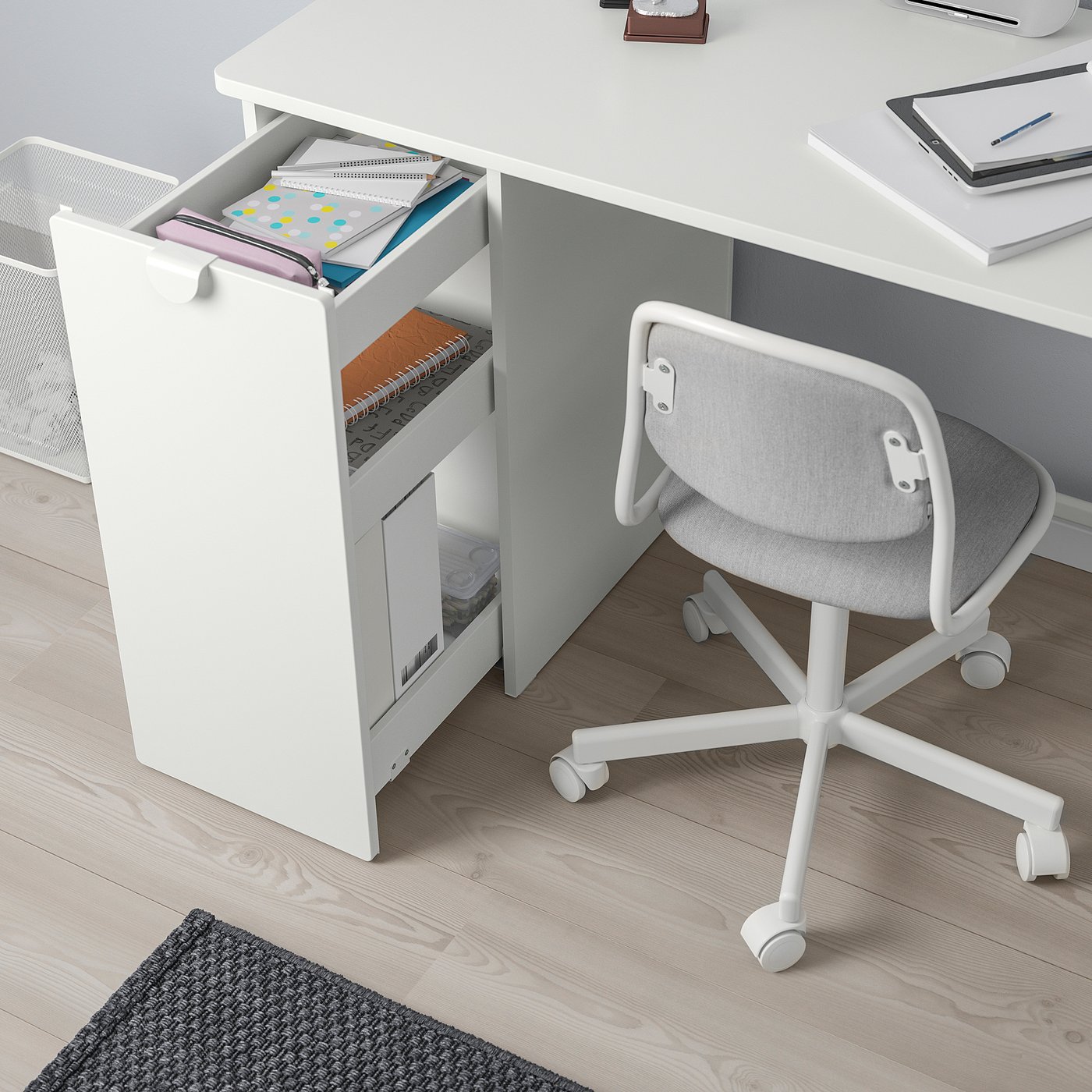 IKEA catalogue photo