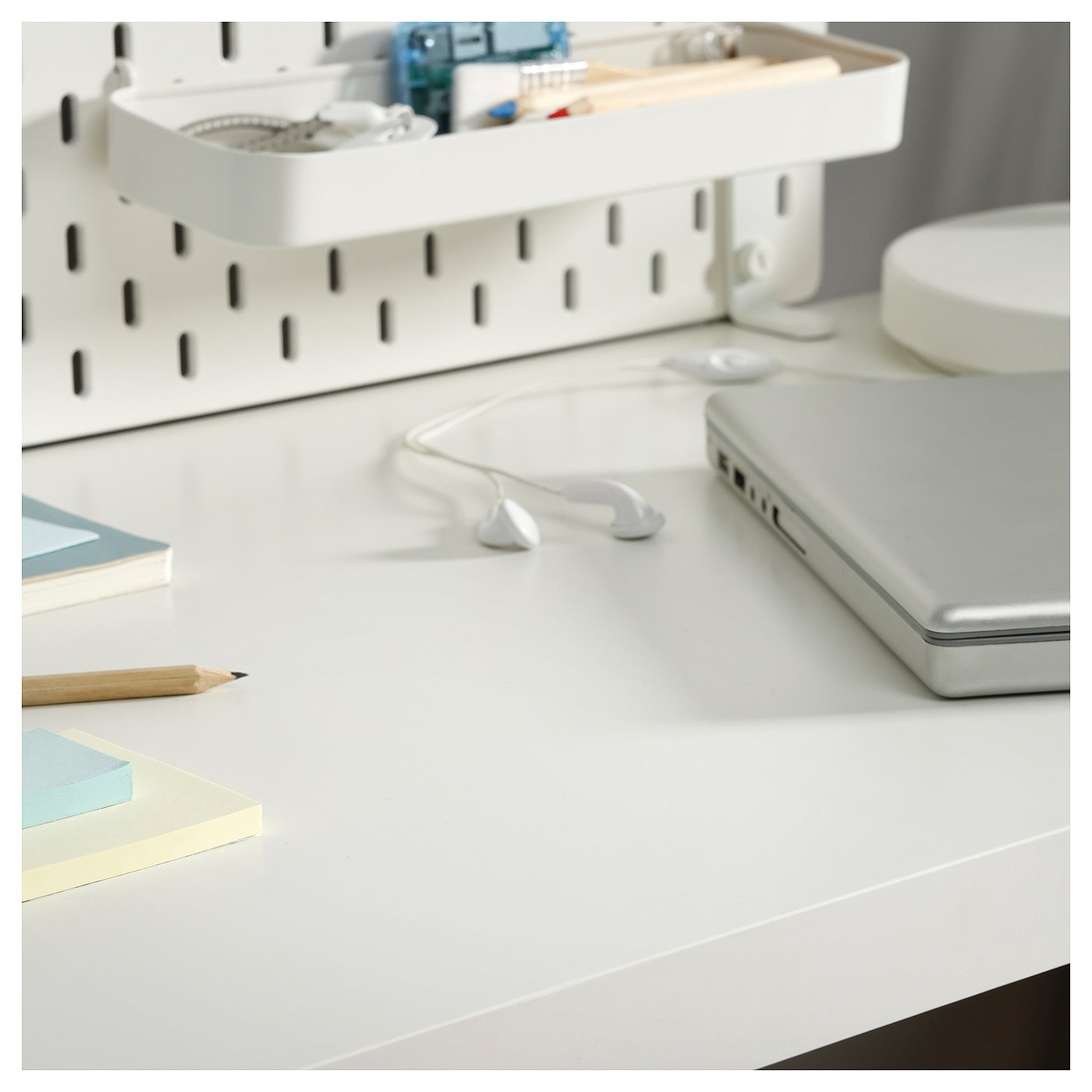 IKEA catalogue photo