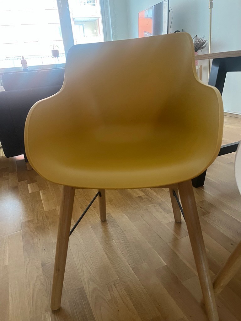 Seller photo