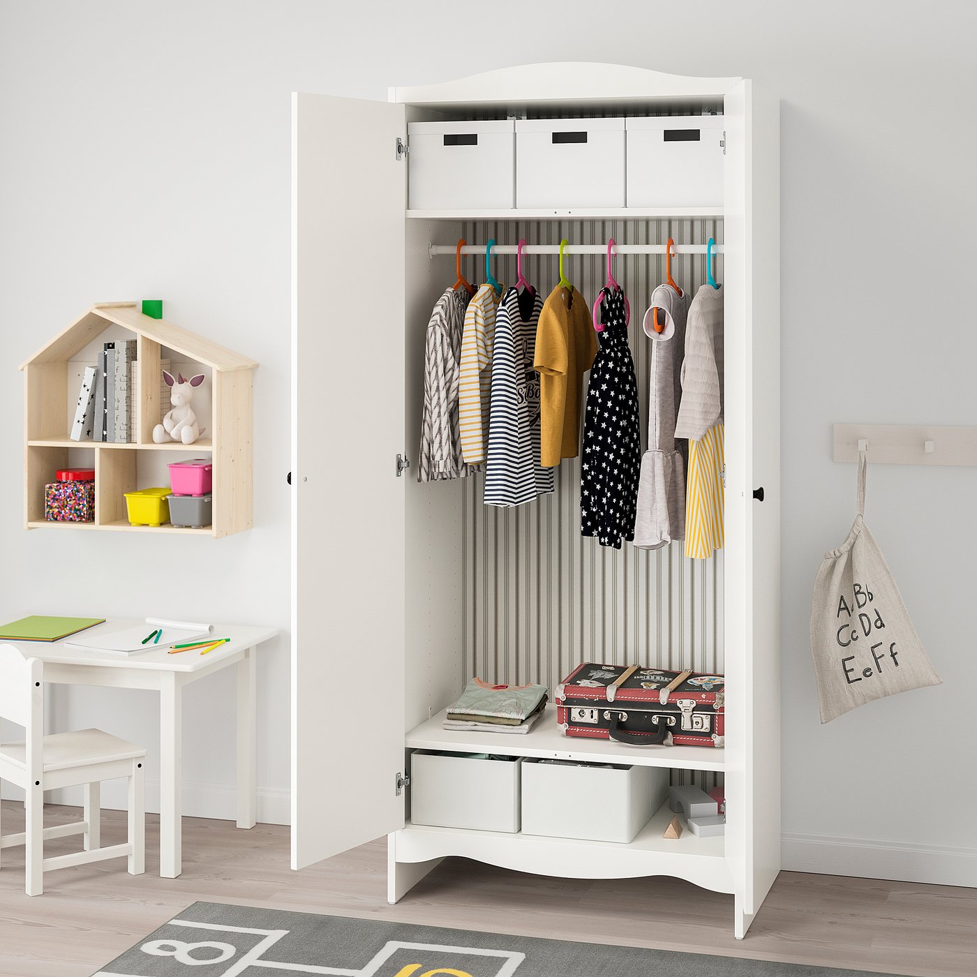 IKEA catalogue photo