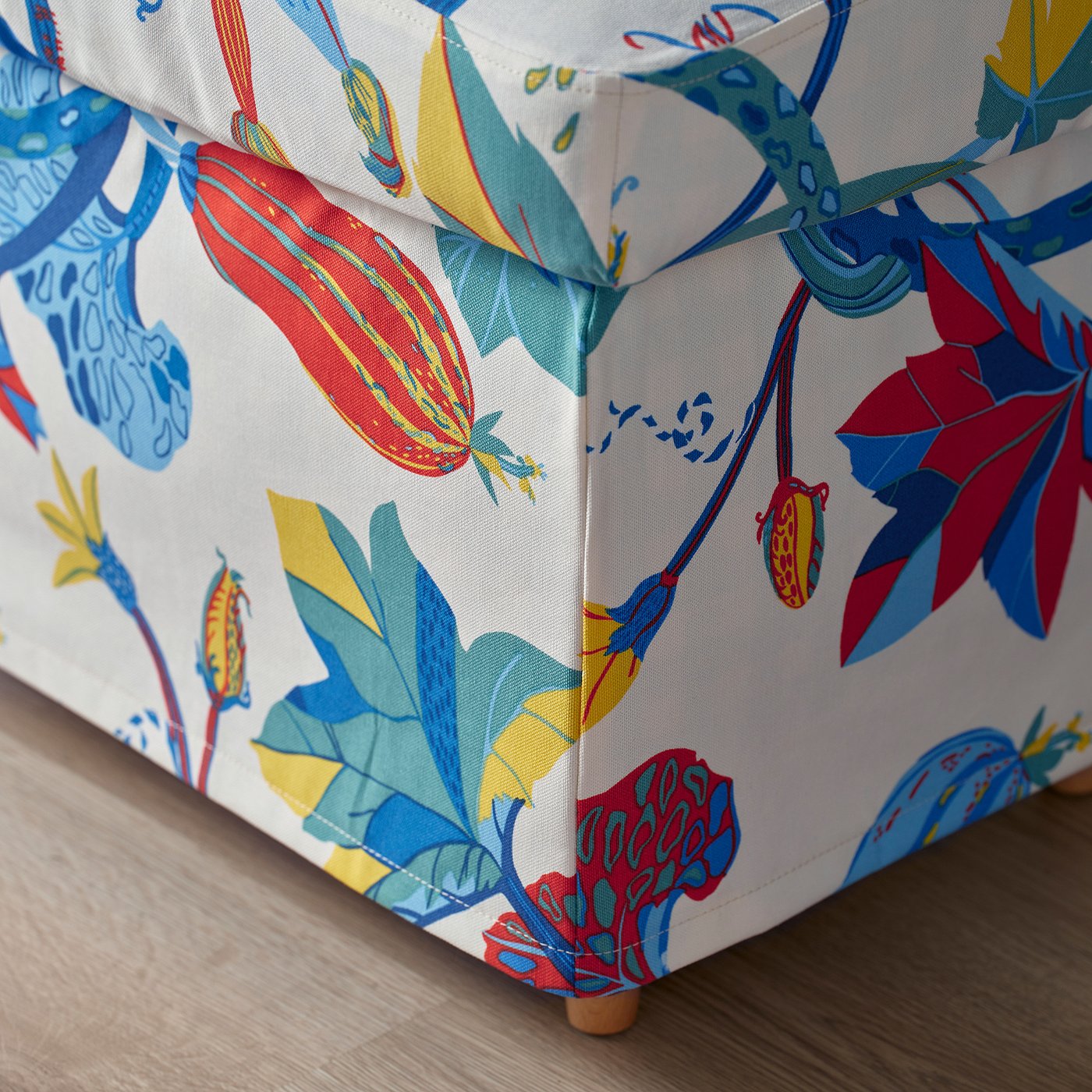 IKEA catalogue photo