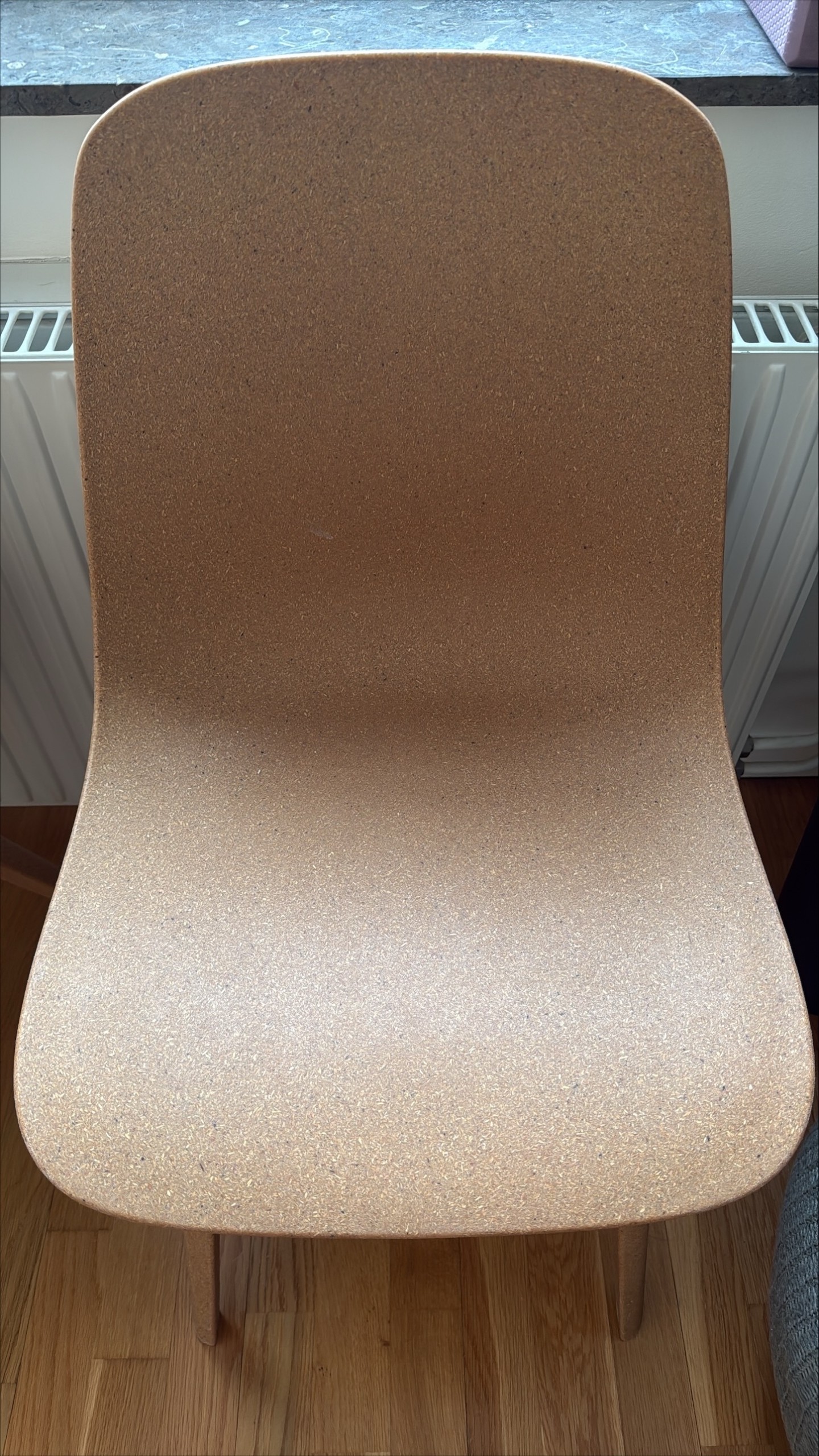 ODGER CHAIR